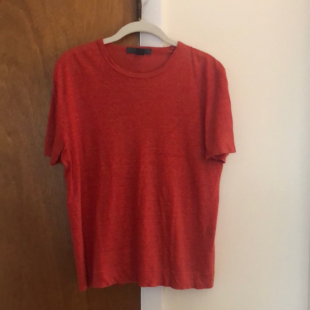 Classic men’s linen tee’s, burnt orange and dark brown, sold together for $50